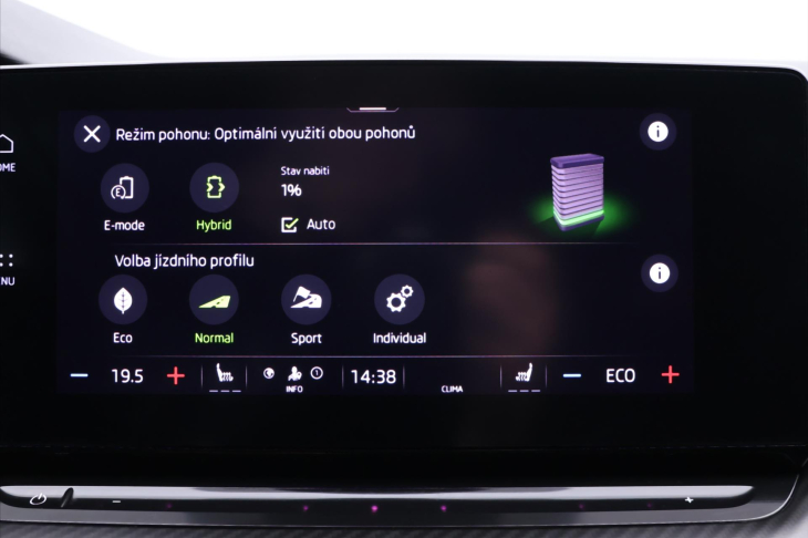 Škoda Octavia 1,4 TSI iV RS 110kW DSG LED