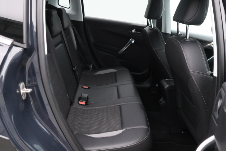 Peugeot 2008 1,2 Puretech 81kW Allure
