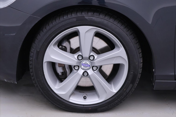 Volvo V40 2,5 T5 187kW Aut. Summum