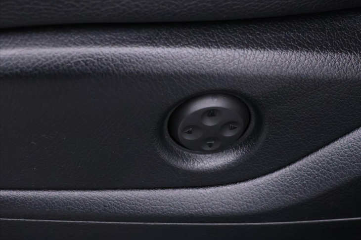 Mercedes-Benz GLE 3,0 350D 190KW 4M Navi Kůže