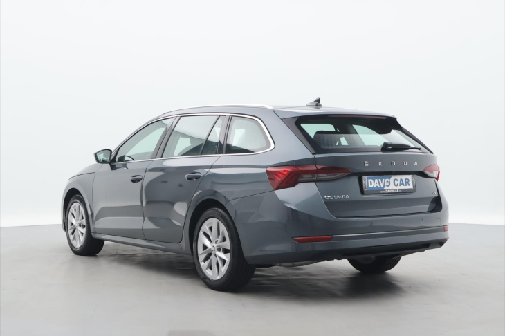 Škoda Octavia 2,0 TDI 110kW DSG Style 4x4 DPH CZ