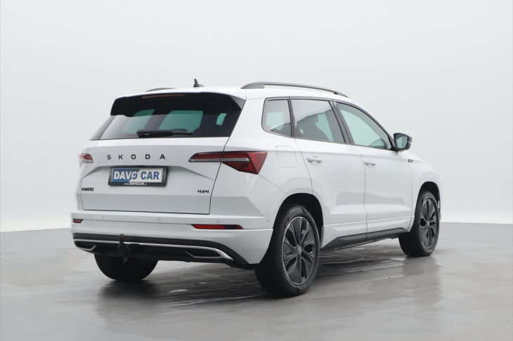 Škoda Karoq 2,0 TDI Sportline 4x4 DSG 1.maj.