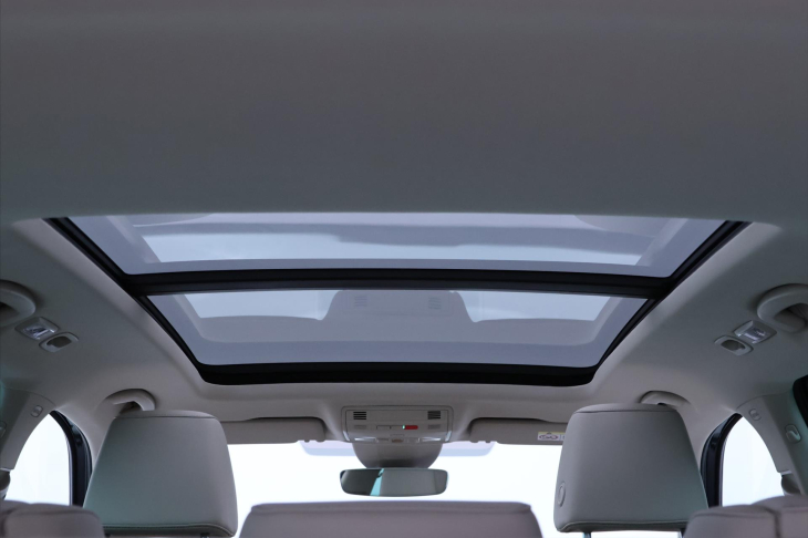 Škoda Superb 2,0 TDI 4x4 DSG L&K Matrix DPH