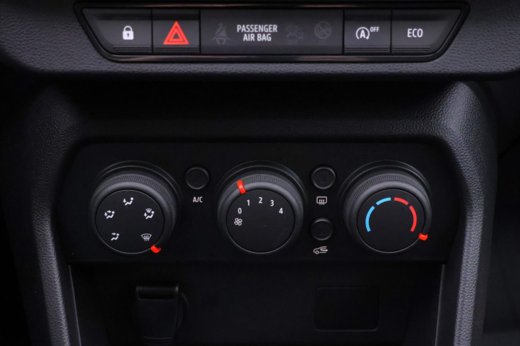 Dacia Sandero 1,0 TCe 67kW Stepway CZ 1.Maj.