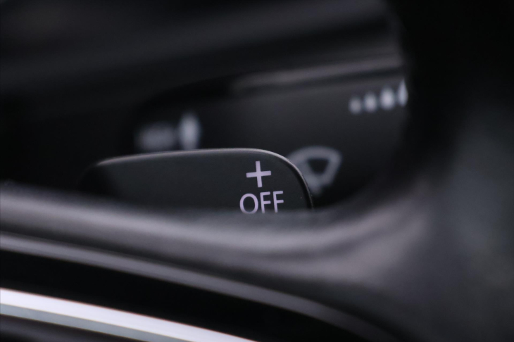 Škoda Superb 2,0 TDI 110kW Style CZ