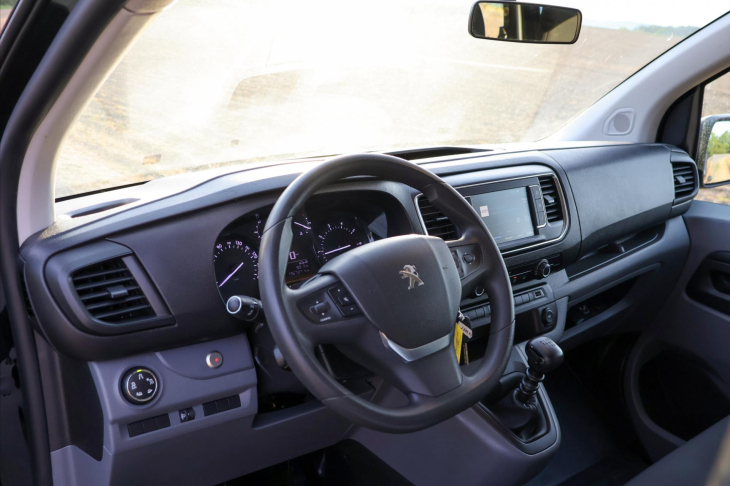 Peugeot Expert 1,5 HDI Klima 9-Míst Long DPH