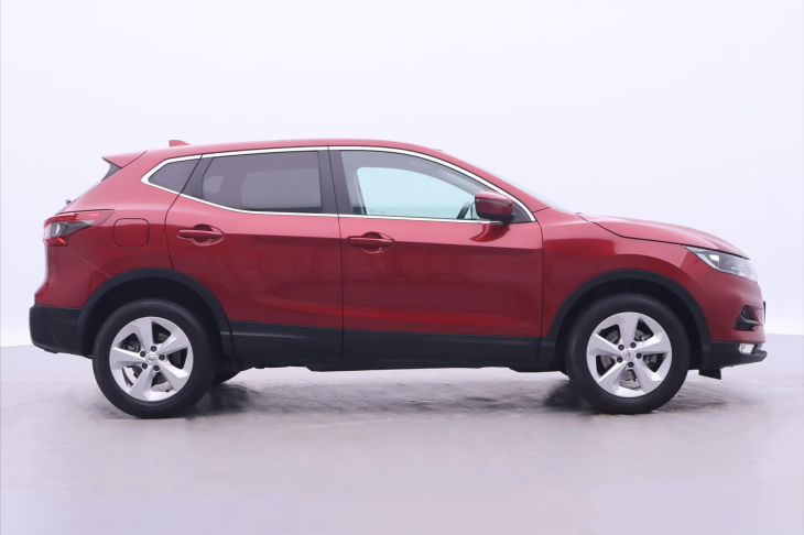 Nissan Qashqai 1,3 DIG-T 117kW CZ Acenta