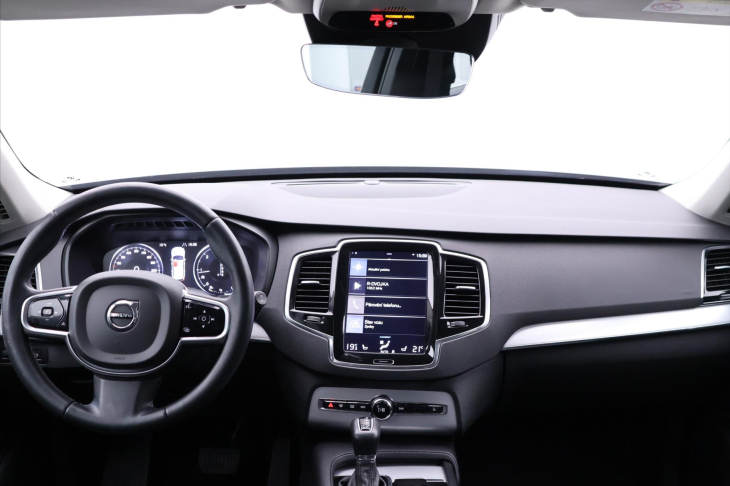 Volvo XC90 2,0 D4 140kW CZ LED Momentum