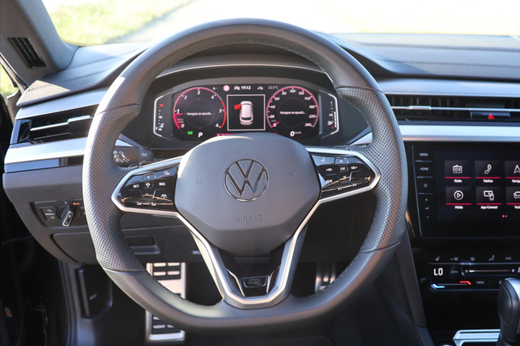Volkswagen Arteon Shooting Brake 2,0 TDI 142kW 4M DSG R-Line DPH