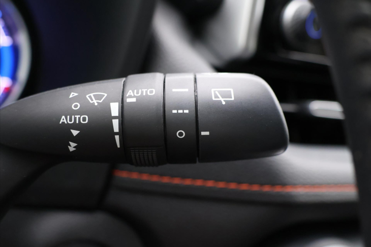 Toyota RAV4 2,5 Hybrid 131kW Adventure 4WD CZ