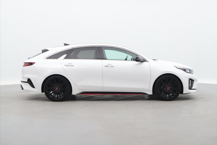 Kia Ceed 1,6 TGDI 150kW GT LED 1.Maj.