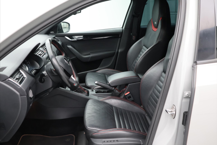Škoda Octavia 2,0 TSI RS230 169kW DSG Canton