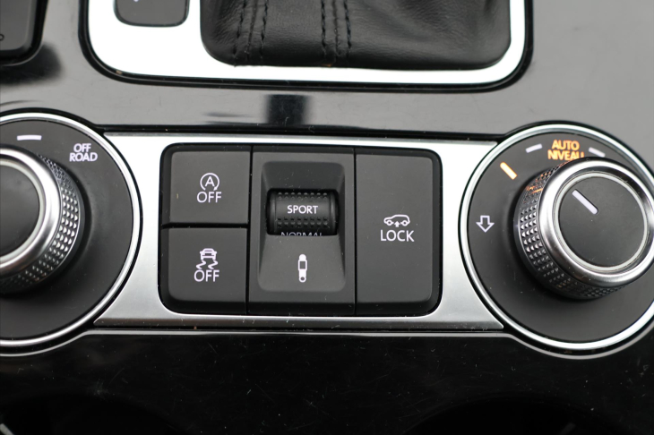Volkswagen Touareg 3,0 TDI DSG 4M Exclusive 1.Maj