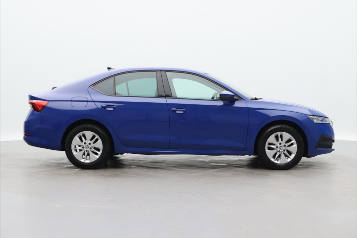Škoda Octavia 2,0 TDI 110kW Ambition DSG CZ