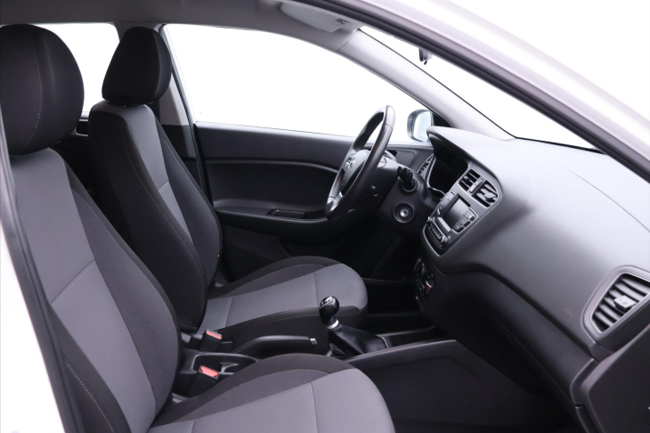 Hyundai i20 1,3 i 55kW Klimatizace CZ DPH