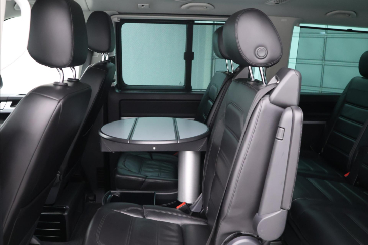 Volkswagen Multivan 2,0 TDI 150kW Highline LED