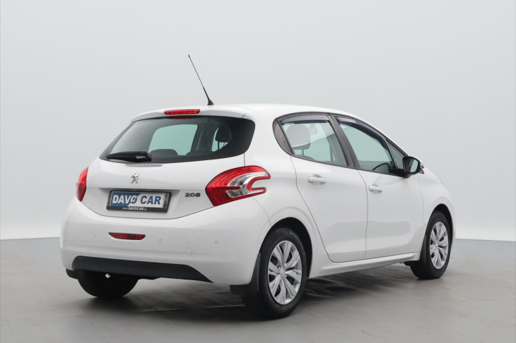 Peugeot 208 1,0 i 50kW Klimatizace