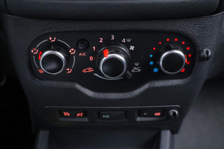 Dacia Lodgy 1,6 i 75 kW CZ 7 mísz LPG 2028