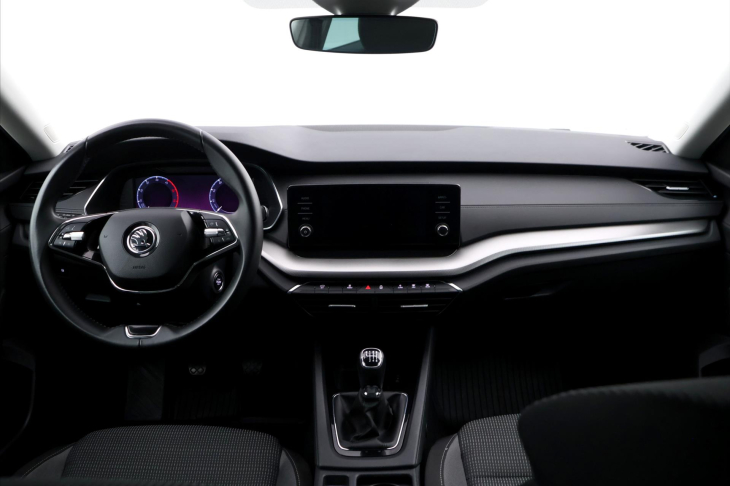 Škoda Octavia 2,0 TDI 85kW Ambition CZ DPH