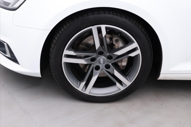 Audi A4 3,0 TDI quattro S-line S-Tronic