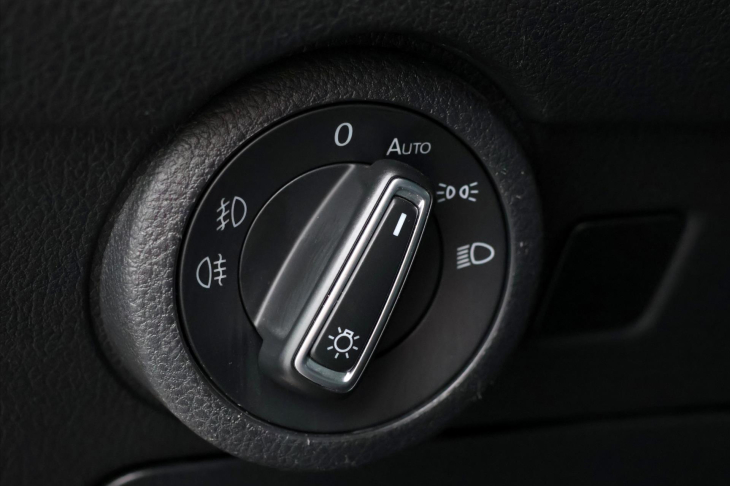 Volkswagen Multivan 2,0 TDI DSG Generation Six DPH