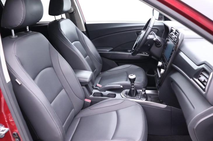 SsangYong Tivoli 1,5 T-GDI 120kW Navi Kůže Tažné