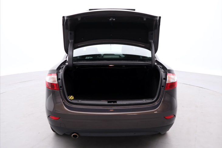 Renault Fluence 1,5 dCi 81kW Privilege CZ 1.maj