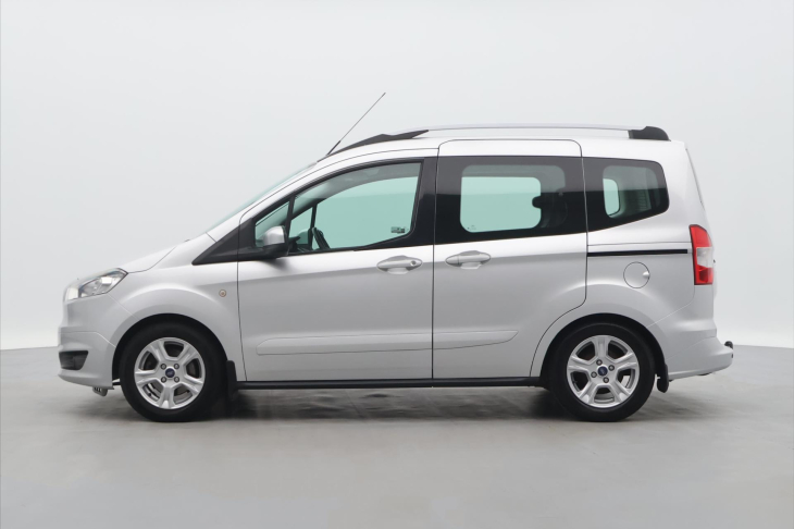 Ford Tourneo Courier 1,0 I 74KW CZ KLIMA TAŽNÝ