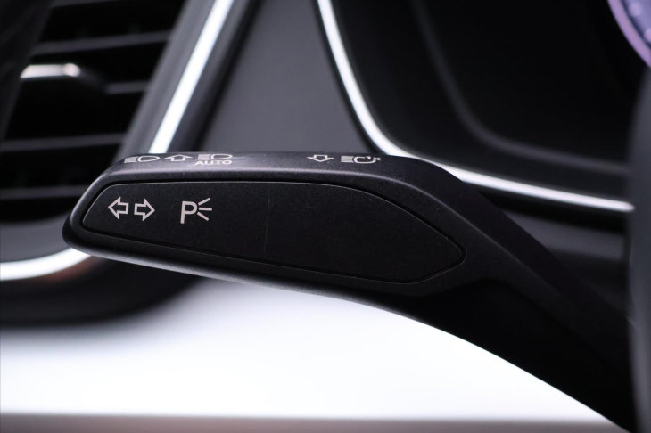 Audi Q5 2,0 40TDI S-line quattro DPH