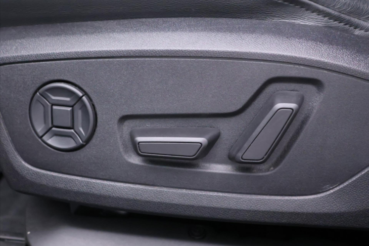 Audi S6 3,0 253KW Quattro CZ DPH 48tkm