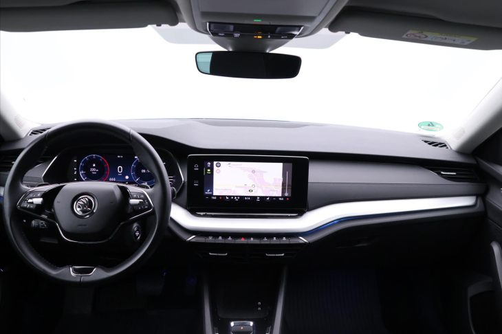 Škoda Octavia 2,0 TDI 110kW DSG Clever DPH