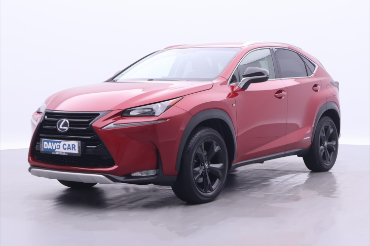 Lexus NX 300h 2,5 145kW Aut. 4WD Luxury DPH