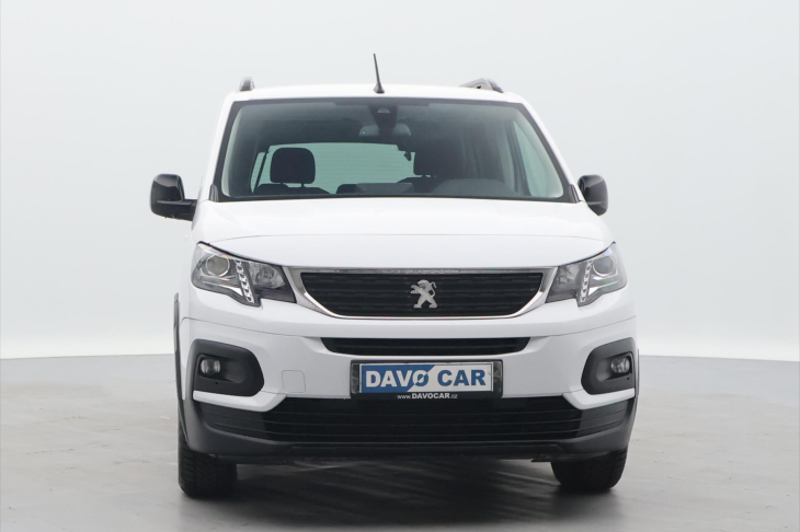 Peugeot Rifter 1,5 HDi 130k Allure tažné DPH