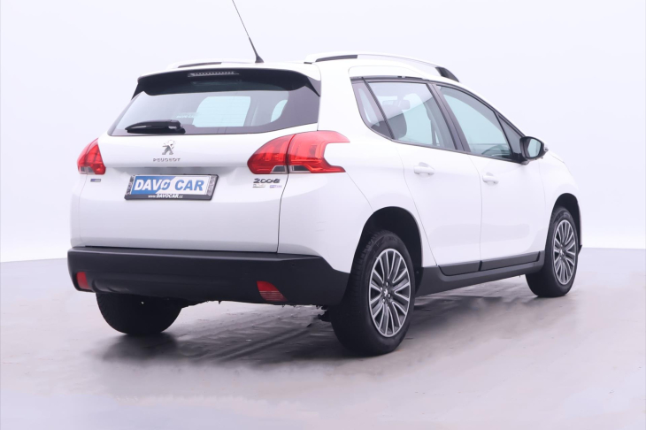 Peugeot 2008 1,2 PT 81kW Aut.klima CZ