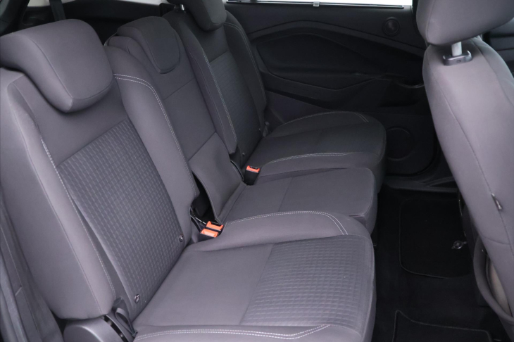 Ford Grand C-MAX 2,0 TDCI 110kW 7-Míst 1.Maj