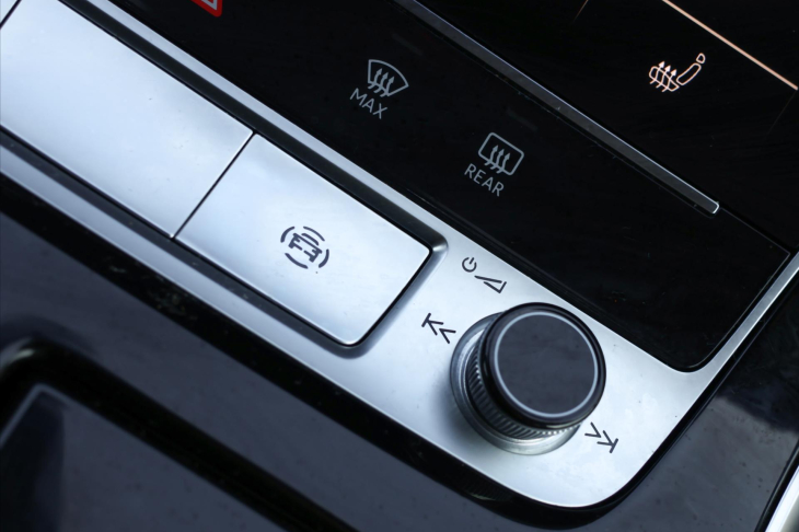 Audi Q7 3,0 TDI quattro tiptronic S line