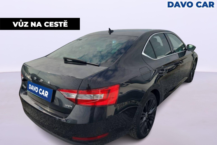 Škoda Superb 2,0 TDI 147 kW 4x4 DSG DPH Webasto