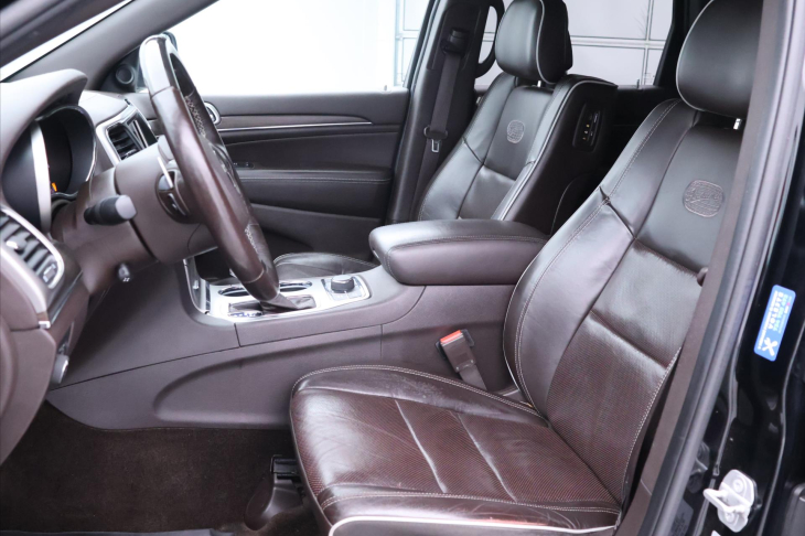 Jeep Grand Cherokee 3,0 184kW Overland 4WD CZ