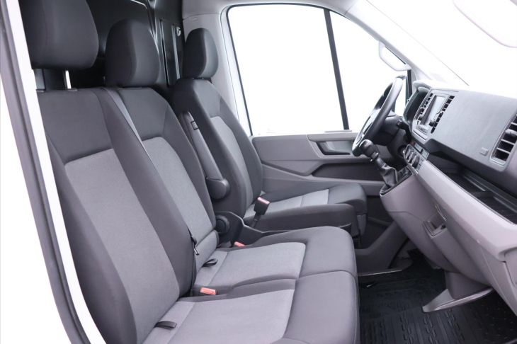 Volkswagen Crafter 2,0 TDI 130kW CZ DPH Tažné L2H2