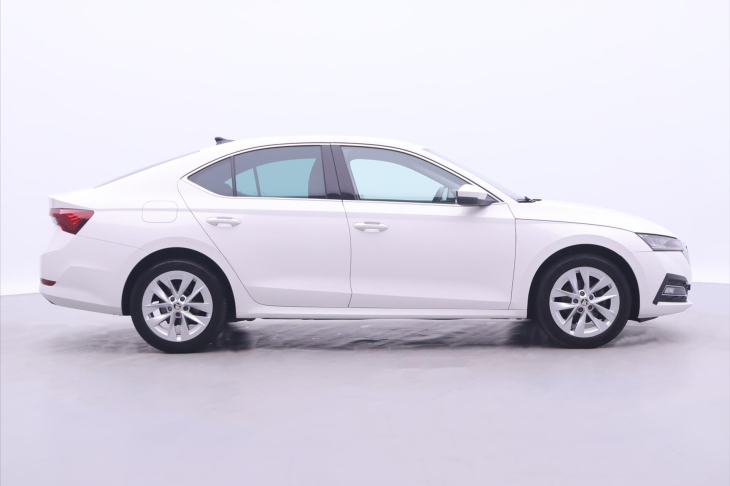 Škoda Octavia 2,0 TDI 85kW DSG Style CZ
