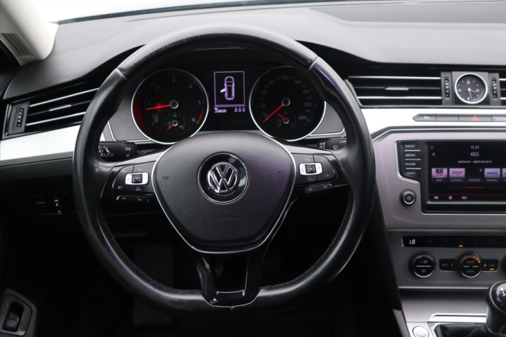 Volkswagen Passat 2,0 TDI 110kW Comfortline Navi