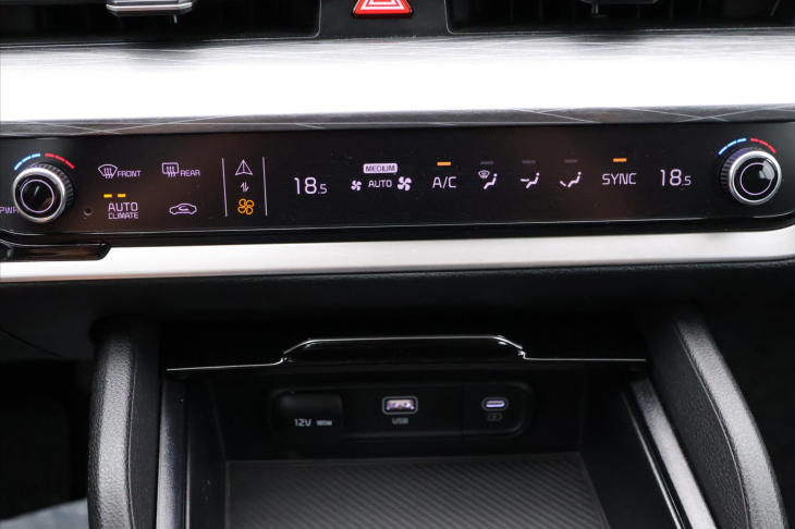 Kia Sportage 1,6 T-Gdi 118kW Exclusive DPH