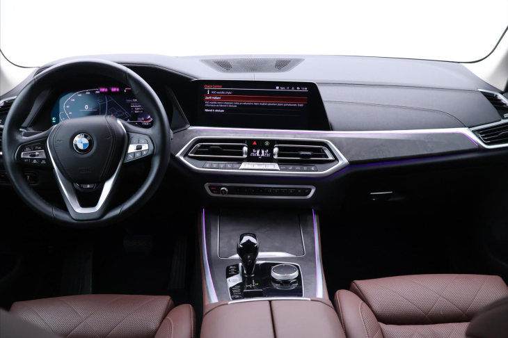 BMW X5 3,0 210kW XDrive30d CZ DPH