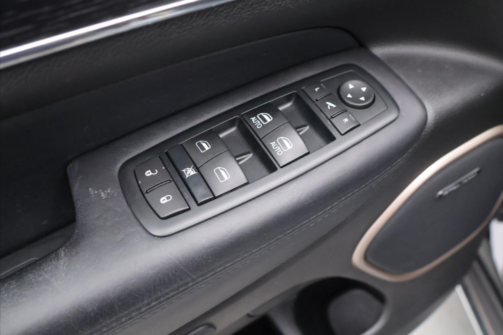 Jeep Grand Cherokee 3,0 CRDI 184kW 4x4 Summit