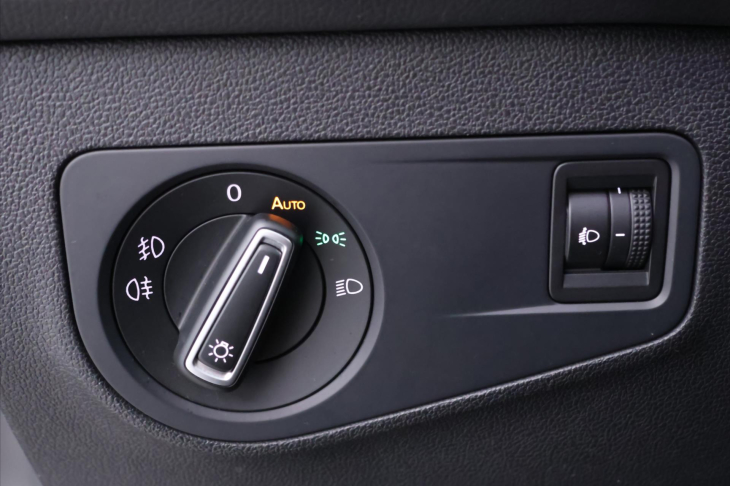 Volkswagen Tiguan 1,4 TSI 110kW Comfortline 1Maj