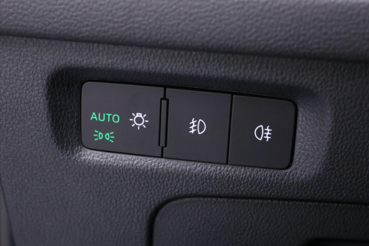 Škoda Octavia 2,0 TDI Style CZ Matrix DPH