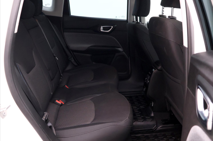 Jeep Compass 1,3 MultiAir 96kW Night Eagle
