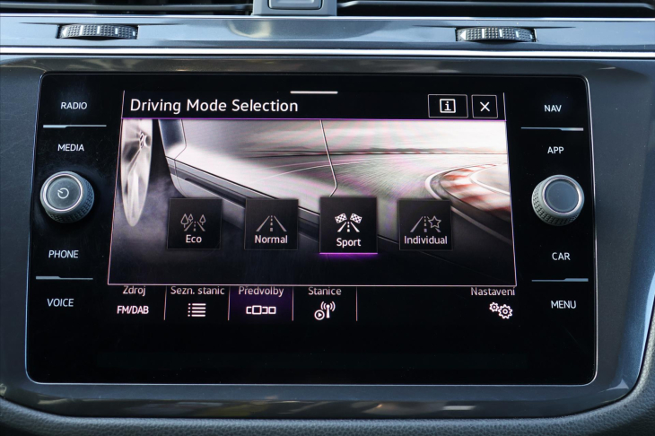 Volkswagen Tiguan Allspace 2,0 TDI 147kW DSG  R-line 4M