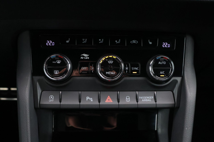 Škoda Karoq 1,5 TSI 110kW DSG Sportline