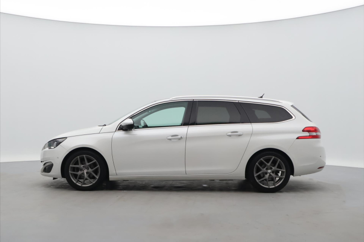 Peugeot 308 1,2 PT 96kW Allure LED Pano
